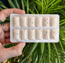 Load image into Gallery viewer, Bubbly Billy buds multifaceted cbd chewing gum bubble gum natural pain anxiety stress relief