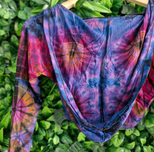 Tie dye long sleeve hooded crop top festival wear hippy alternative clothing