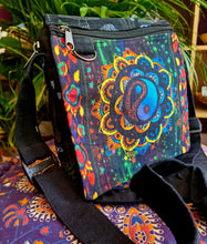 Load image into Gallery viewer, Mandala yingyang black shoulder bag