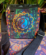 Load image into Gallery viewer, Mandala yingyang black shoulder bag