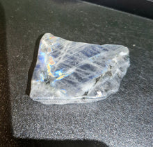 Load image into Gallery viewer, Labradorite polished slice from labrador Canada