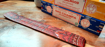 Handpainted mangowood incense holder with mandala flower design