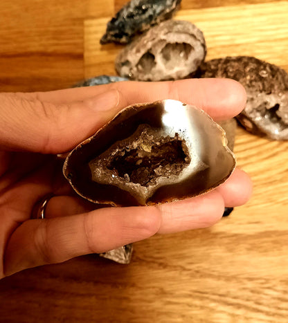 Mini agate geode (natural colour)