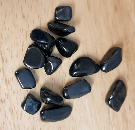 Shungite polished tumblestones crystals