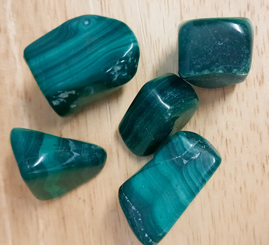 Natual malachite polished tumblestones