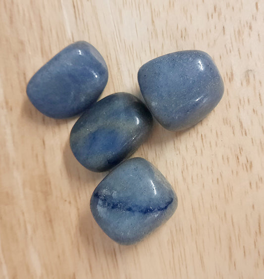 Blue quartz polished tumblestones crystals