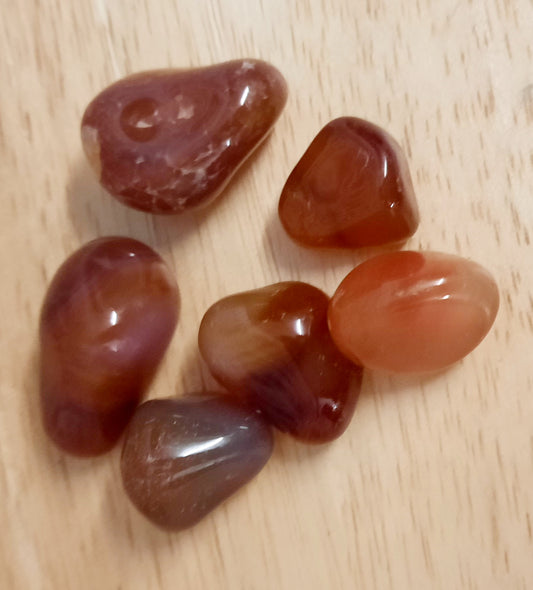 Red carnelian polished tumblestones crystals