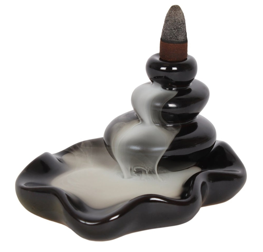 Large pebbles backflow incense burner with satya incense