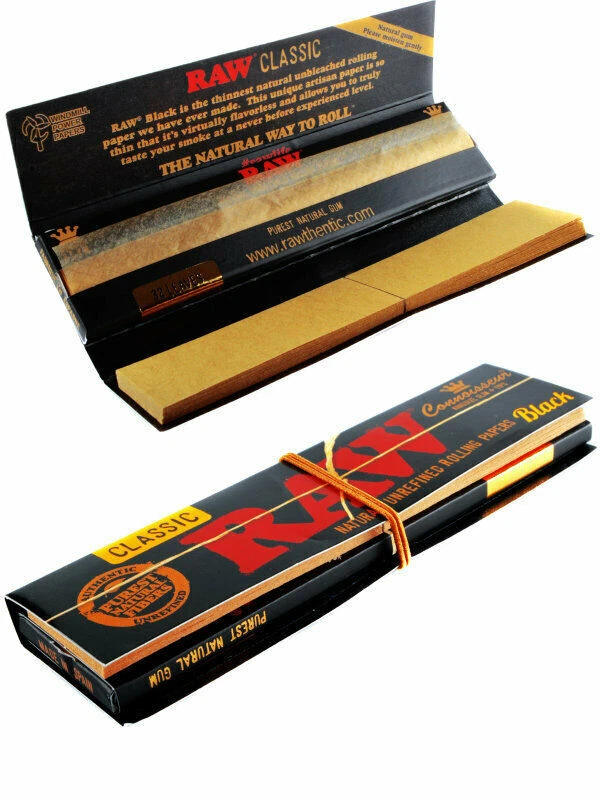 Raw Black Connoisseur Rolling Papers with Tips