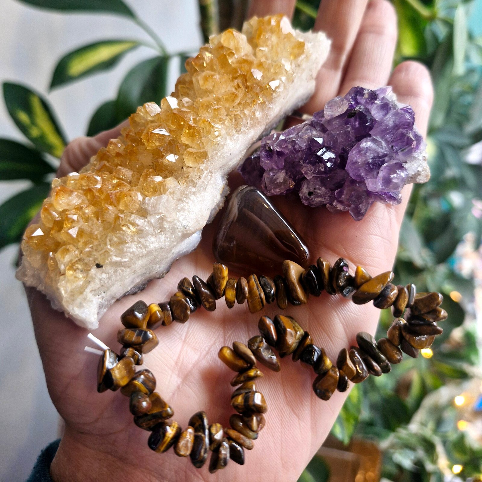 Motivation crystal healing pack Citrine cluster amethyst cluster carnelian tumblestone tigers eye bracelet Motivation Crystal Healing Pack
