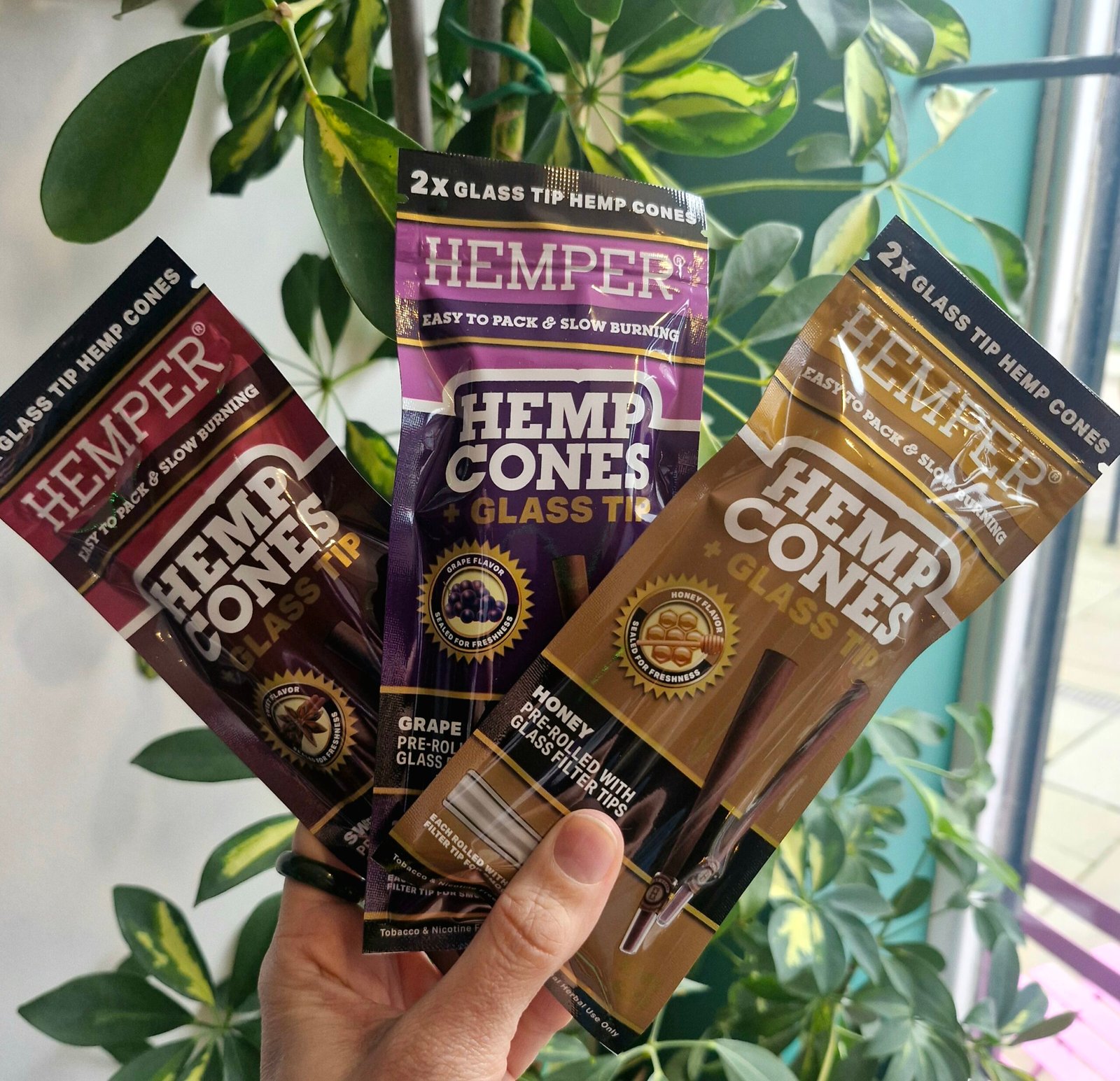 hemper king size re rolled hemp cones glass tipped Pre-Rolled KingSize Glass Tipped Hemp Cones 2PK (Various flavour)