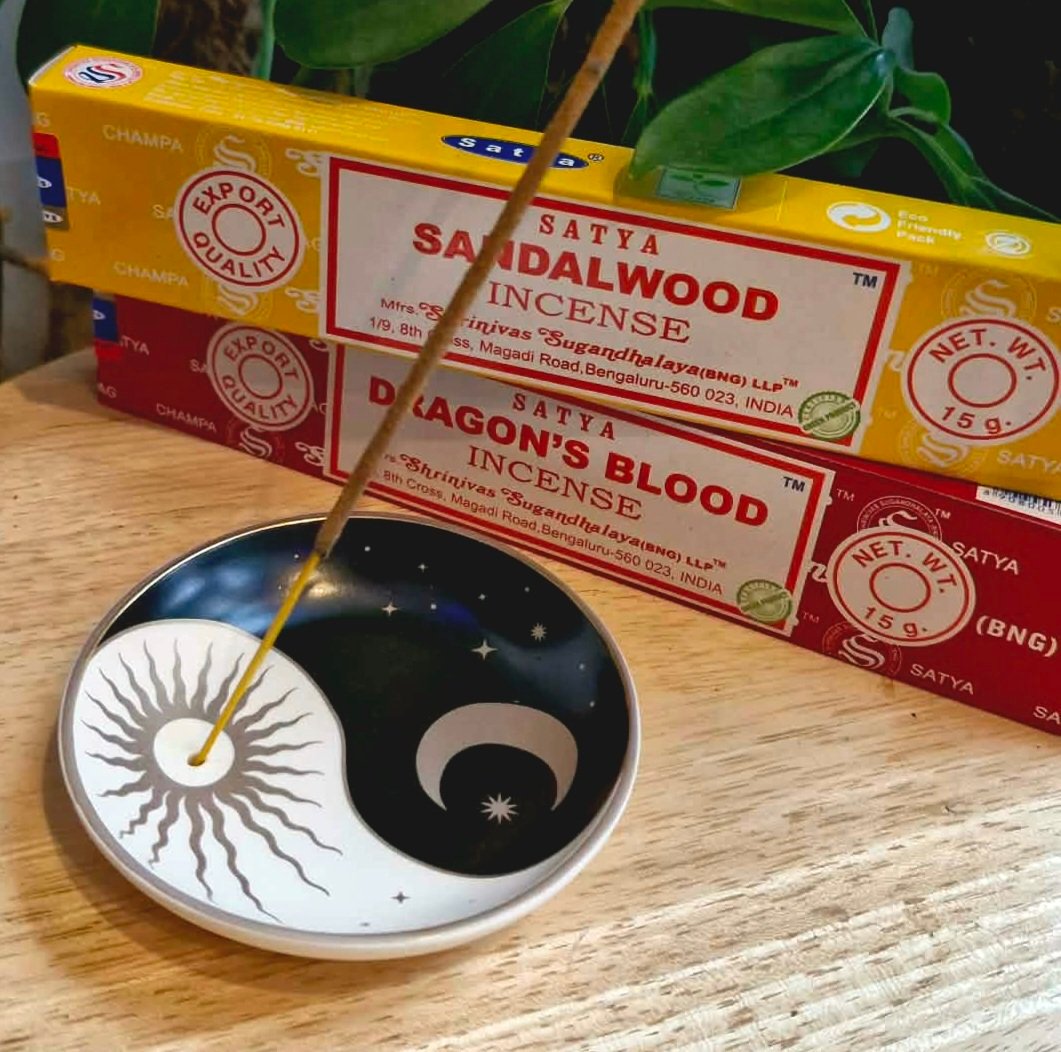 2026/04/1000051192.jpg YingYang Sun & Moon Incense Holder Gift Set