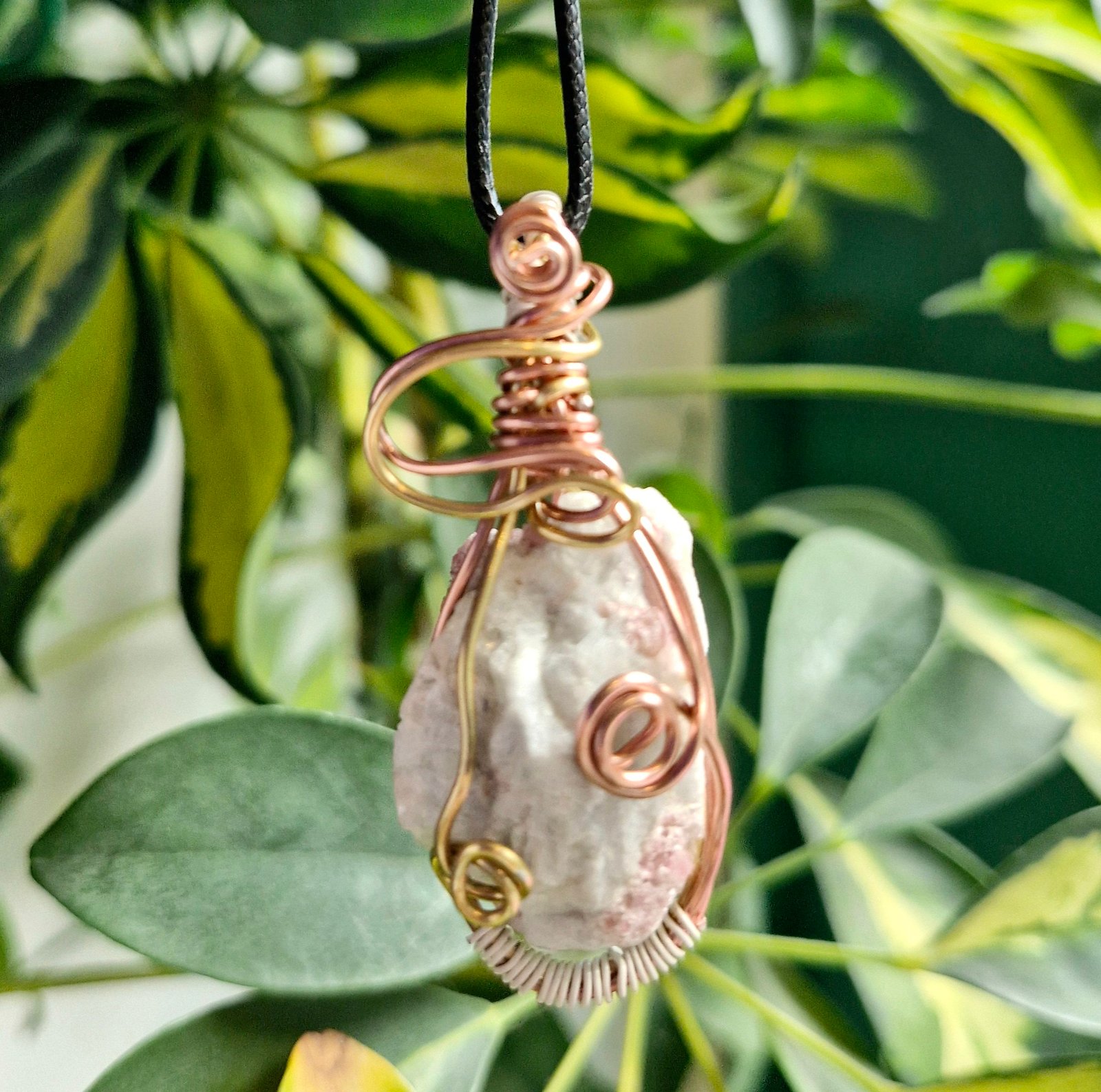 2026/05/1000056672.jpg Pink Tourmaline Handmade Wirewrapped Crystal Necklace